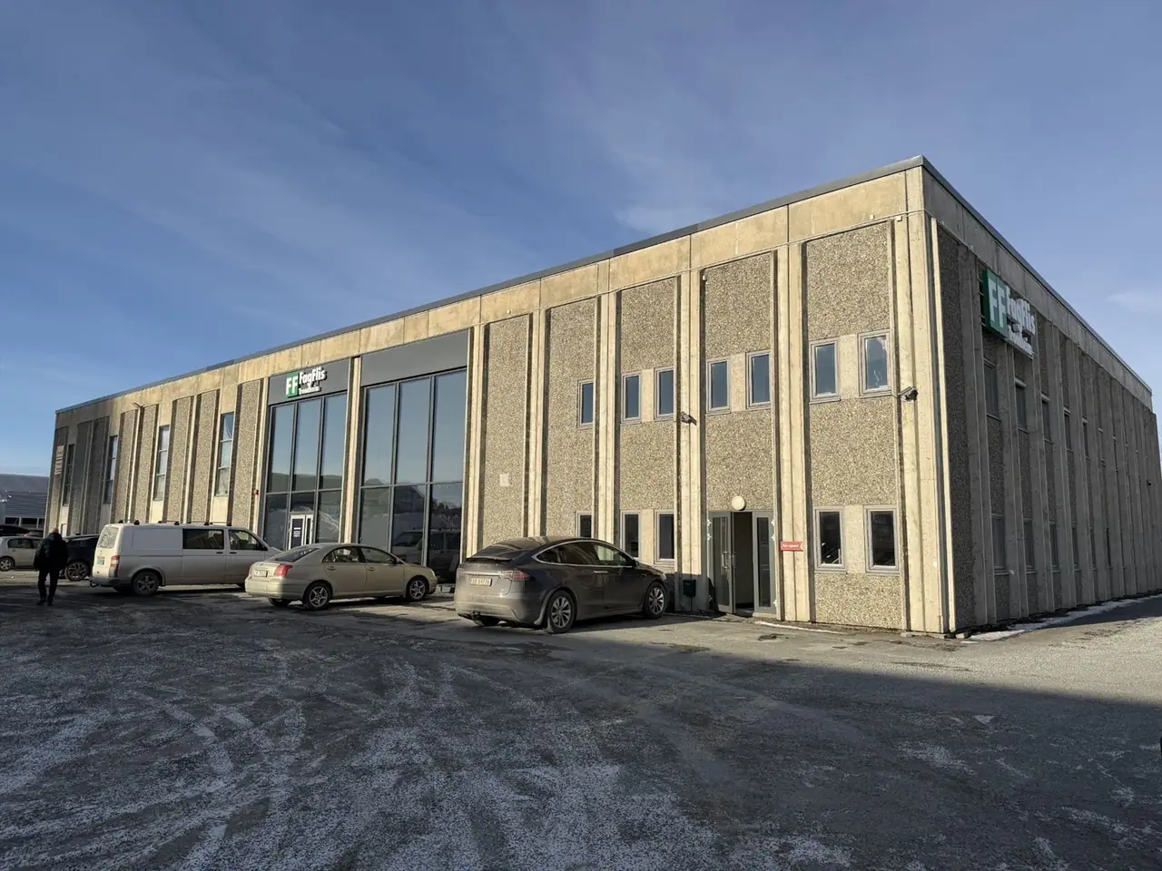 Østre Rosten 76 B, Tiller